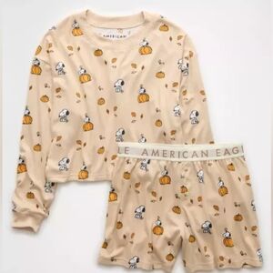 American Eagle AE x Peanuts Fall Pumpkin Snoopy Plush Pajama Set